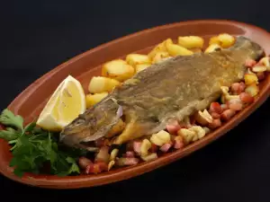 Празнична никулденска пъстърва
