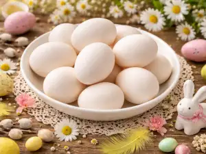 Как да избелим яйца за Великден - лесен трик