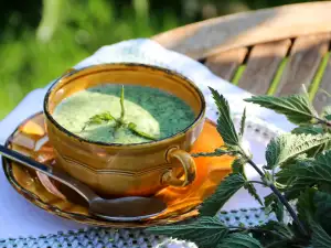 Крем супа от млада коприва