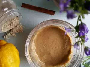 Маска за лице за блясък и мекота