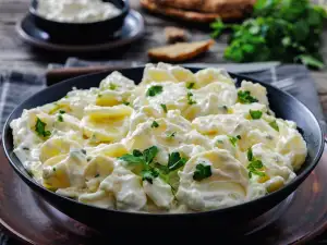Традиционна немска картофена салата за всяка трапеза
