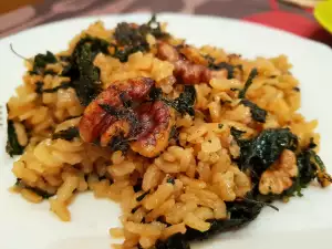 Ориз с коприва на фурна