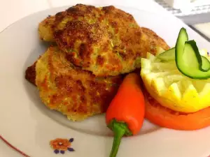 Кюфтенца от тиквички с яйца и сирене
