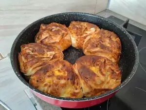 Вити банички с масло и сирене