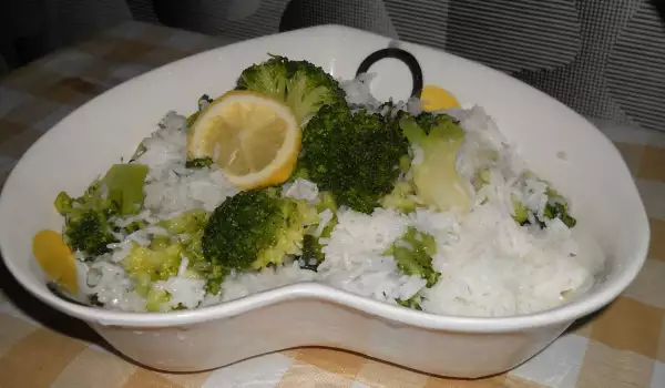 Постен ориз с броколи