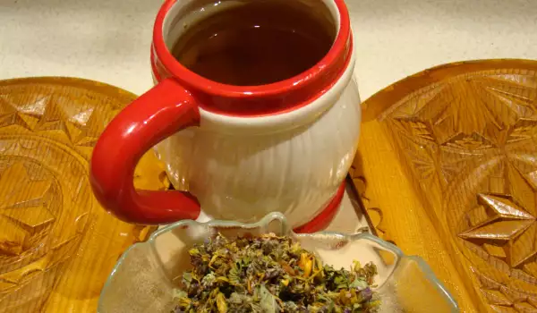 Ароматен билков чай при простуда и за имунитет