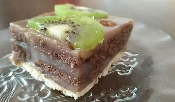 Бисквитена торта с крем шоколад и киви