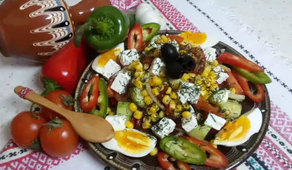 Жътварска салата с яйца и сирене