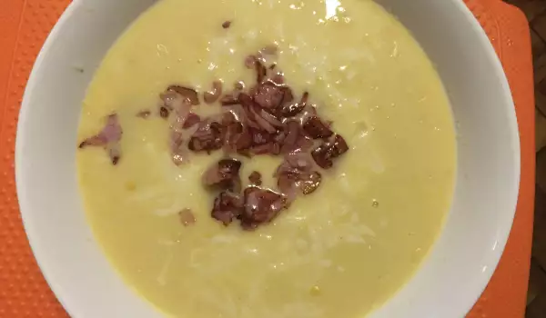 Царевична супа с бекон