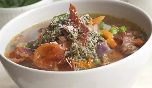 Италианска лятна супа с моркови и целина