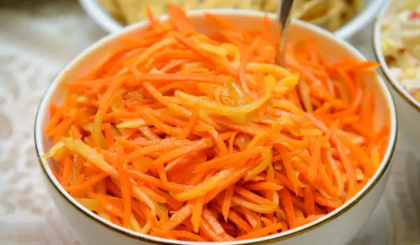 Бърза салата с моркови