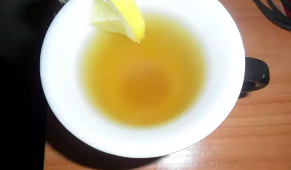 Полезен чай от куркума