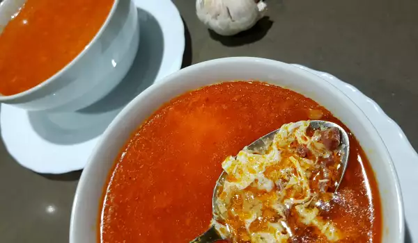 Зимна чеснова супа с месо