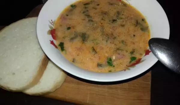 Супа с киселец и сметана