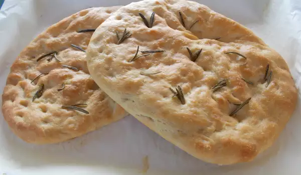 Гръцки плоски хлебчета със зехтин и розмарин