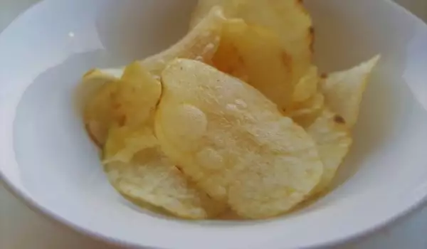Домашен картофен чипс в еър фрайър