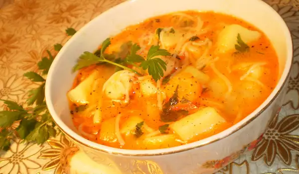 Картофена супа със зеленчуци и фиде
