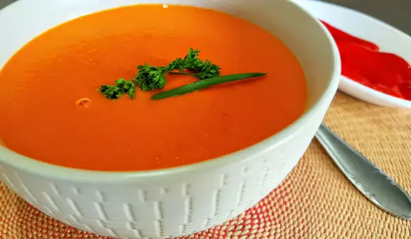 Постна оранжева крем супа с чушки