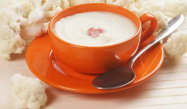 Крем супа от карфиол с магданоз
