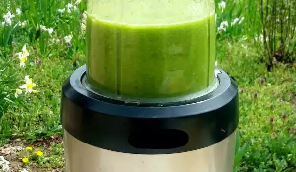 Зелена витаминозна смути бомба