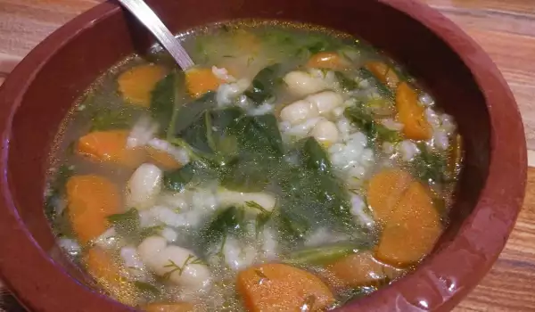 Пикантна разтоварваща зеленчукова супа