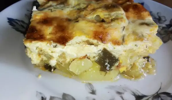 Мусака с тиквички, картофи и сирене