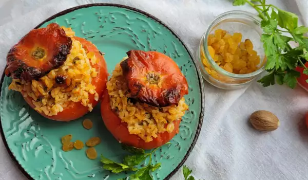 Пълнени домати с ориз по гръцки