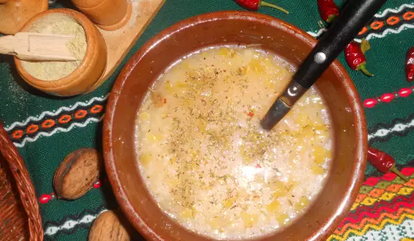 Млечна супа с прясно зеле и ориз