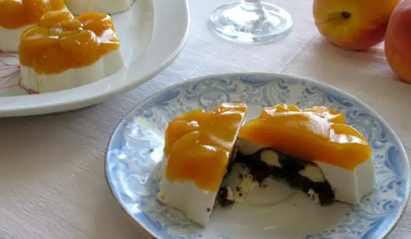 Бисквитени десертчета с желиран крем