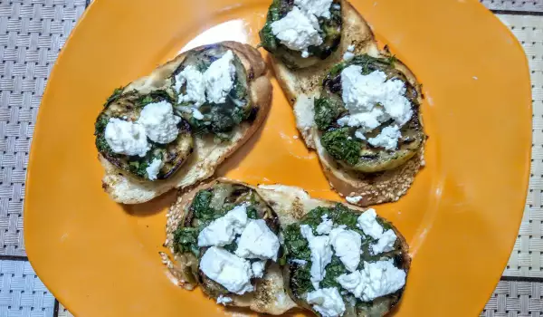 Печен патладжан със сирене по гръцки