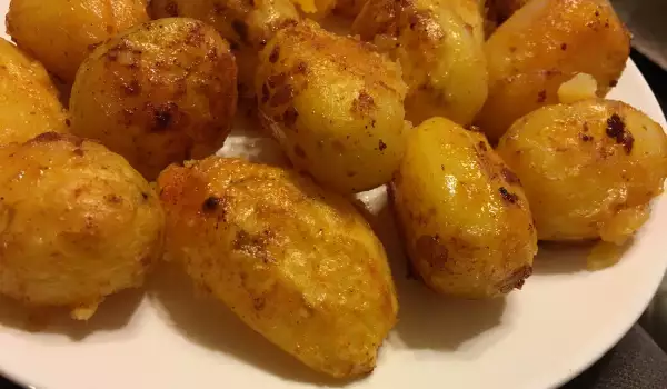 Печени картофи с горчица на фурна