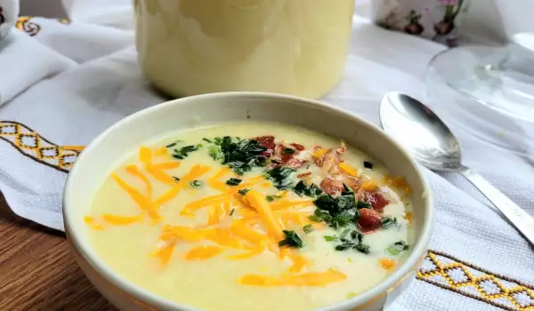 Любимата картофена крем супа