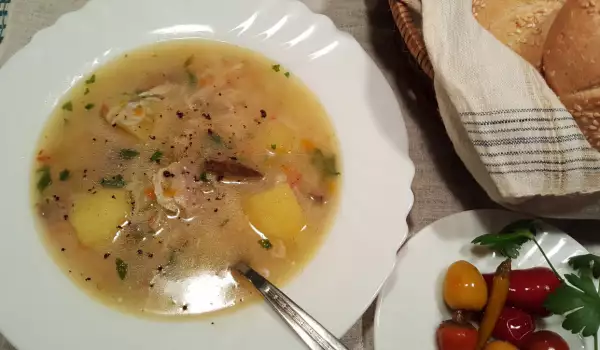 Пилешка супа със застройка