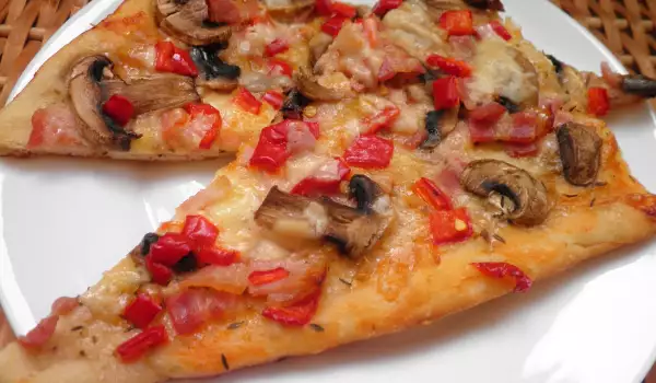 Пица с пармезан и бекон