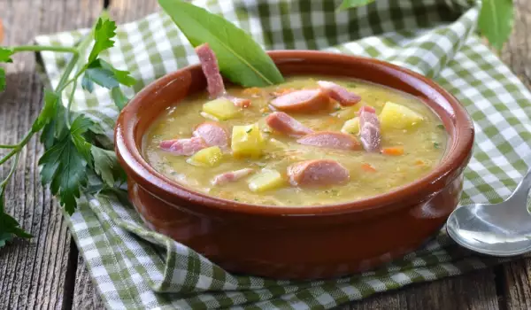 Вкусна картофена супа по чешки
