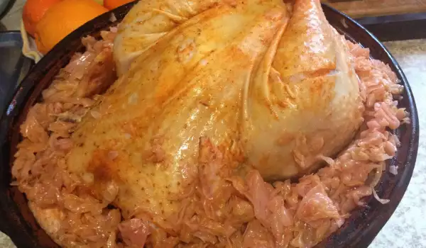 Печена пуйка с кисело зеле и ориз
