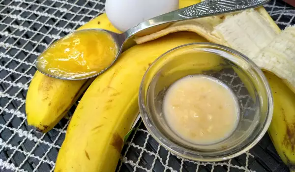 Маска за коса с яйце и банан