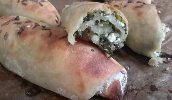 Рогчета със спанак и сирене
