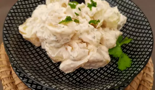 Рибена салата с картофи