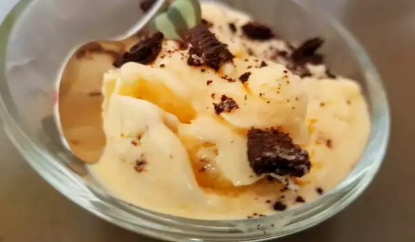 Истински домашен ванилов сладолед