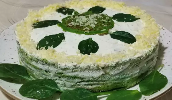 Солена палачинкова торта със спанак