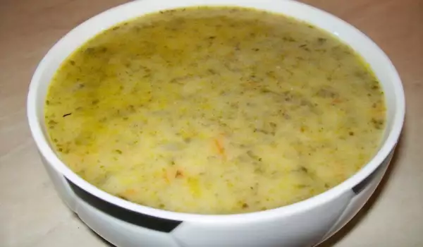Гъста и вкусна супа със спанак и ориз