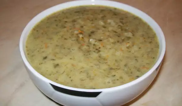 Гъста и вкусна супа със спанак и ориз