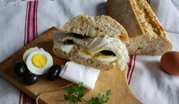 Студени сандвичи с чабата и яйце