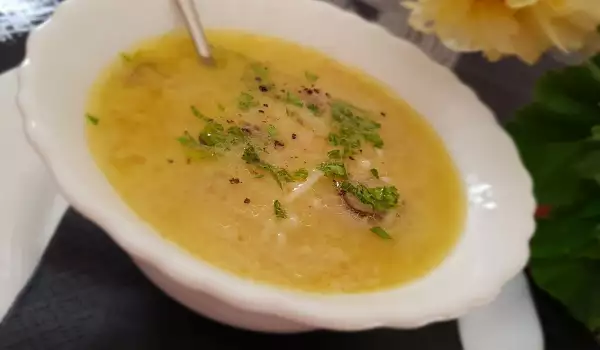 Патешка супа с фиде и гъби