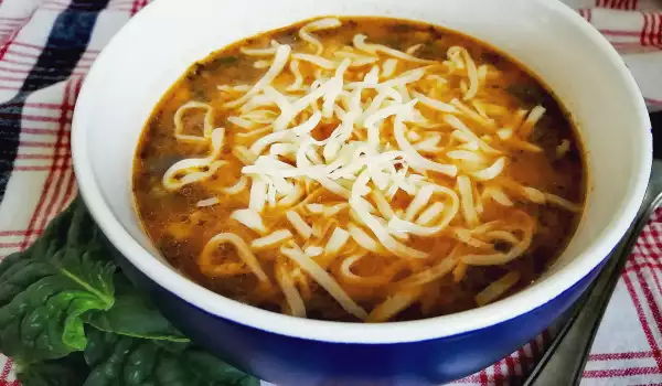 Спаначена супа с моцарела