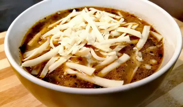 Спаначена супа с фиде и праз