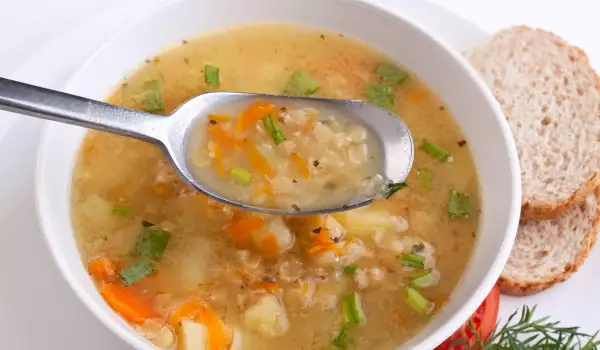 Зеленчукова супа с нишесте