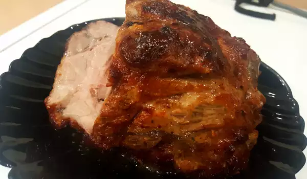 Печено свинско месо цяло парче