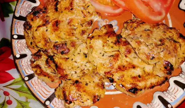 Мариновани пилешки пържолки на грил